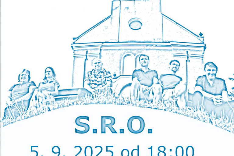 Koncert skupiny S. R. O. před kostelem na Ostravici